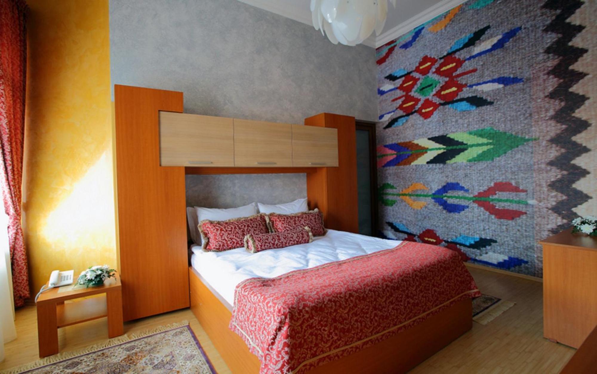 Hotel Galany Rădăuţi Exterior foto