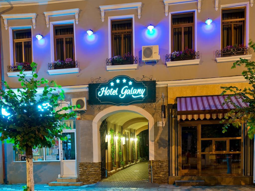 Hotel Galany Rădăuţi Exterior foto